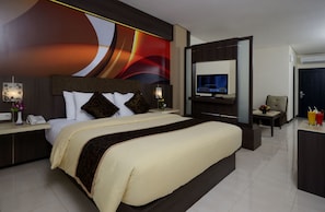 Arcici Suite | Desk, blackout curtains, free wired Internet - D Arcici Hotel Cempaka Putih (Jakarta)