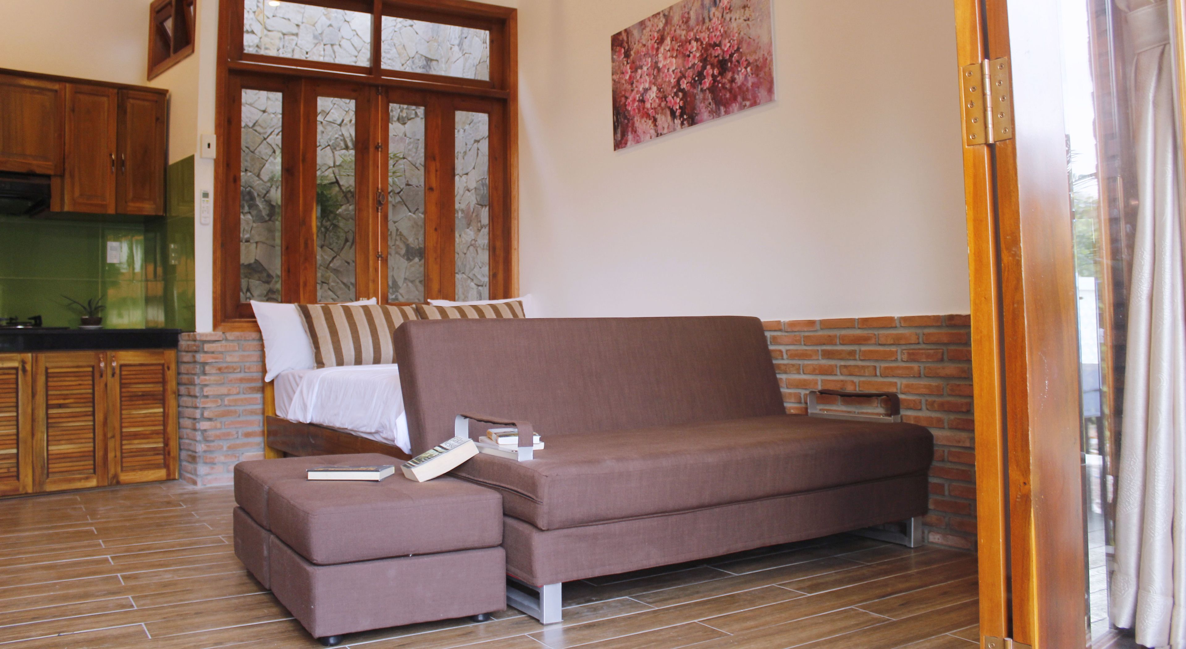 family apartment, 1 bedroom, non smoking, garden view | living area | 32-inch lcd tv with cable channels, tv