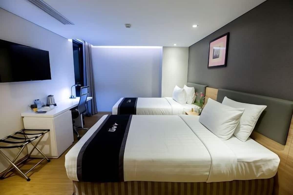 Minibar, in-room safe, desk, blackout curtains
