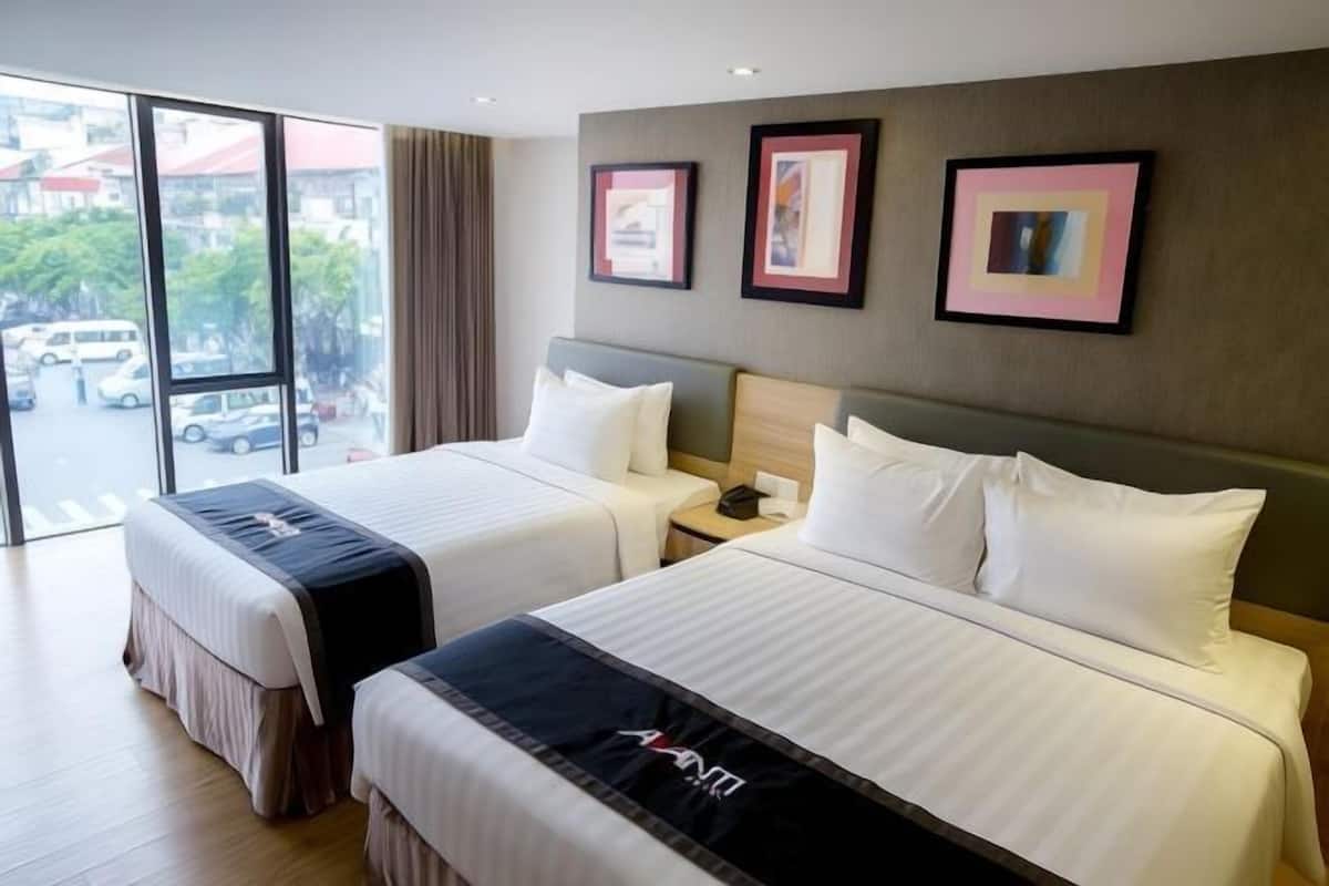 Minibar, in-room safe, desk, blackout curtains