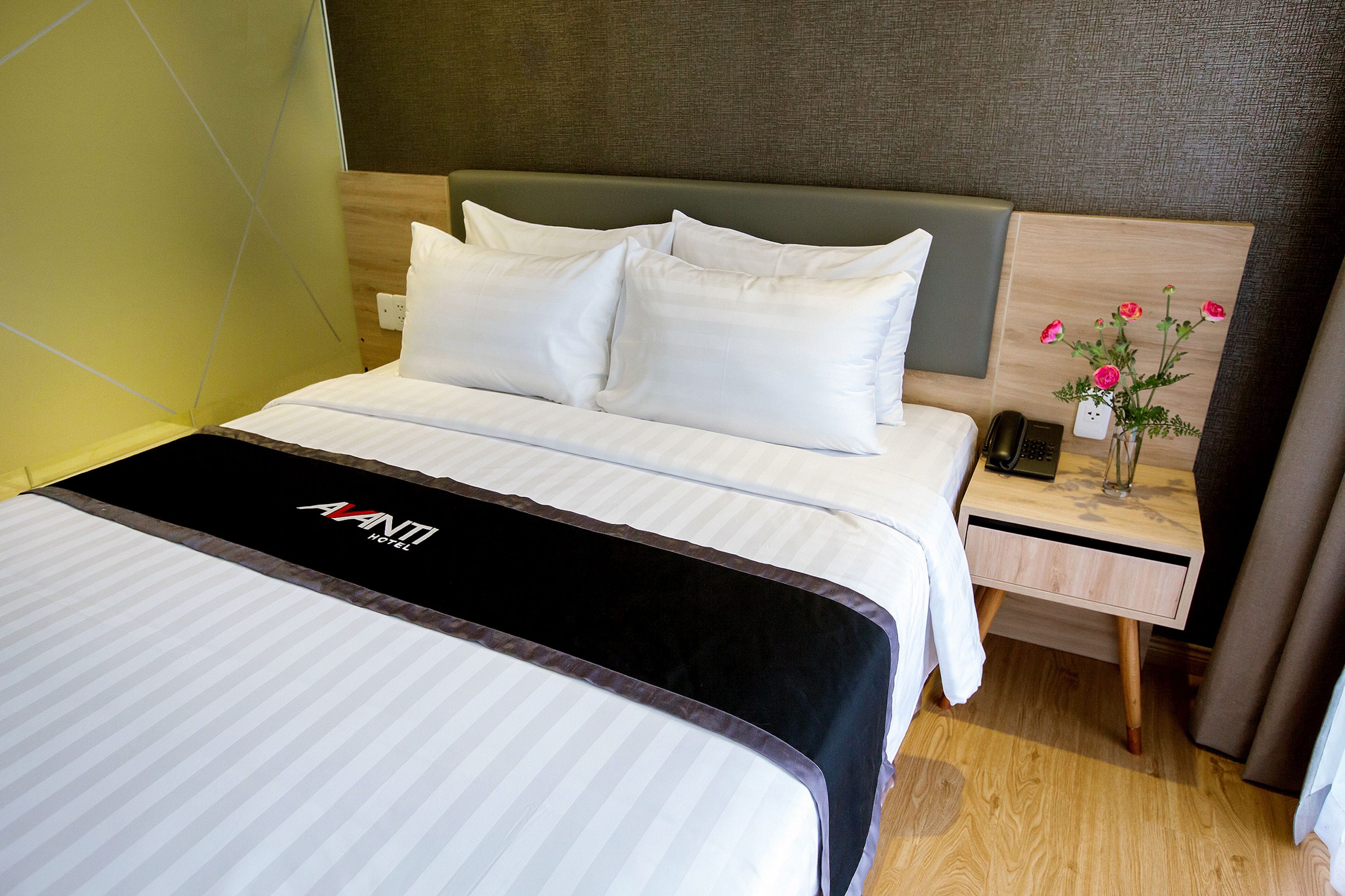 superior double room, no windows | minibar, in-room safe, desk, blackout curtains