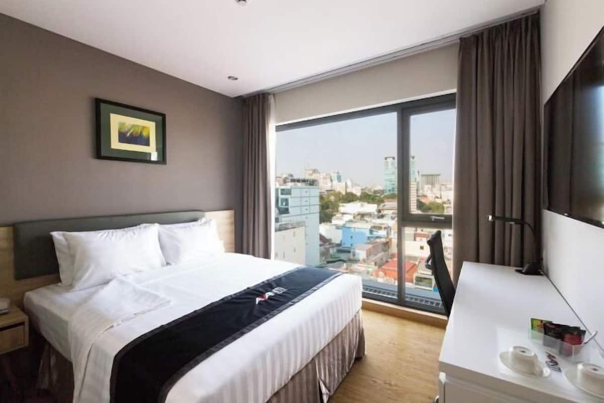 Minibar, in-room safe, desk, blackout curtains