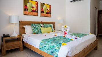 Premium bedding, in-room safe, soundproofing, iron/ironing board