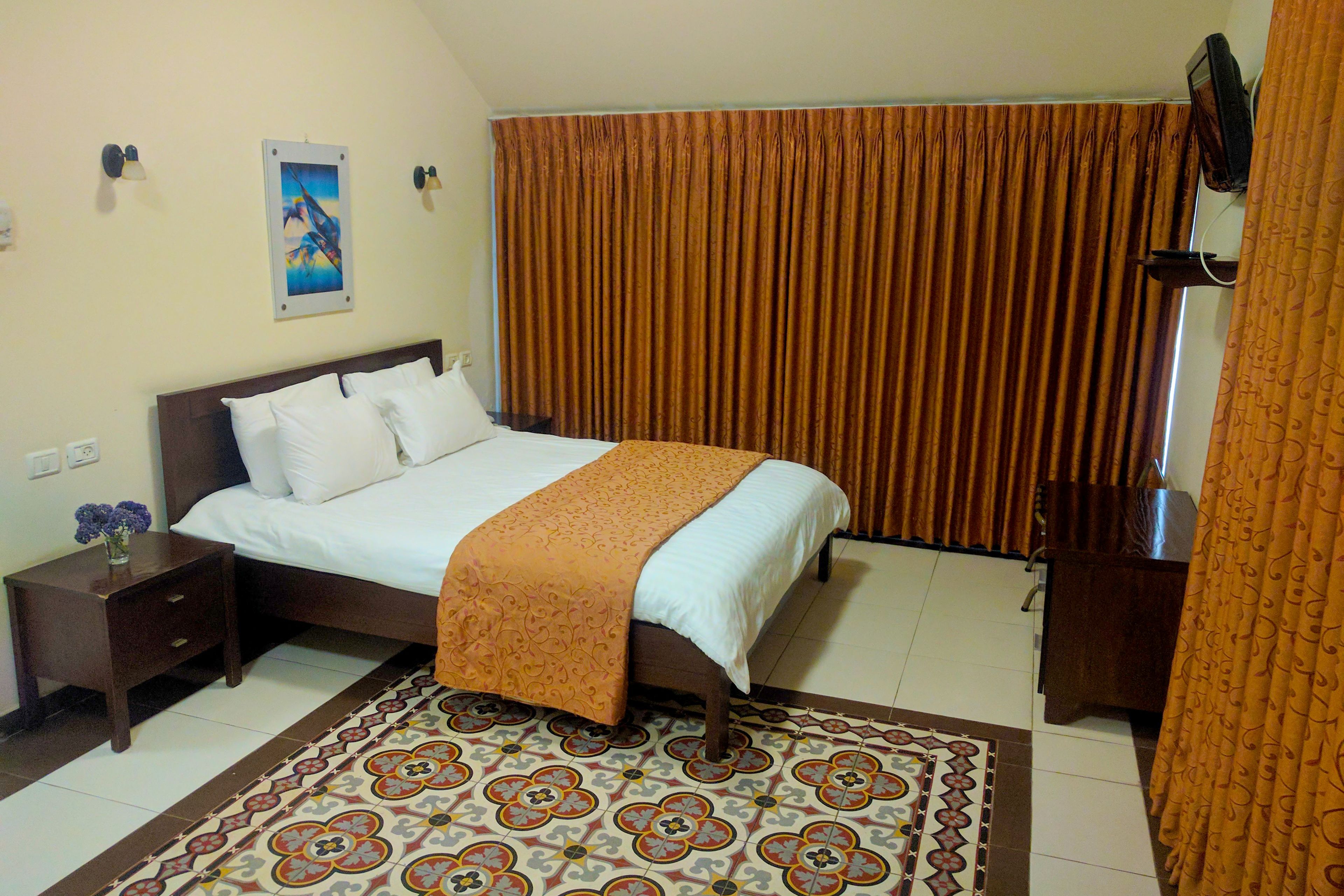 Photo - Alhambra Palace Hotel Suites