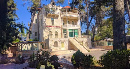 Alhambra Palace Hotel Suites - Ramallah