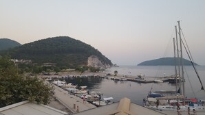 View from room - Mantos Rooms (Skopelos)