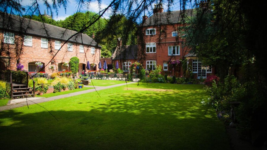 The Manor Guesthouse