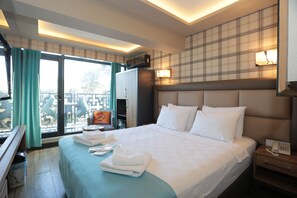 Deluxe Room, Sea View | Premium bedding, Select Comfort beds, minibar, individually decorated - Turkuaz Boutique Hotel (Istanbul)