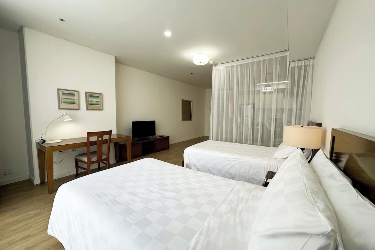 Studio, 2 Katil Bujang (Single) | Peralatan tempat tidur premium, peti besi dalam bilik