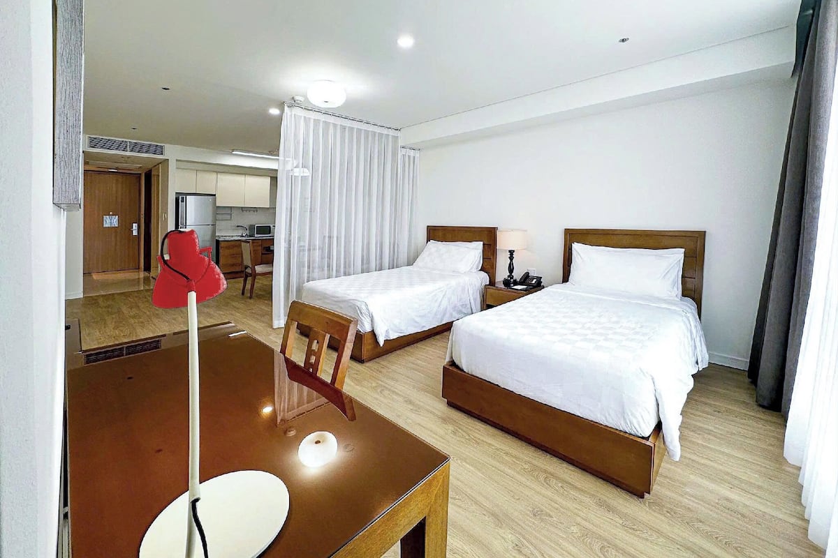 Studio, 2 Single Beds | Premium bedding, in-room safe, individually decorated