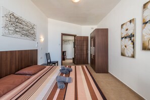 Panoramic Penthouse, 2 Bedrooms, Ocean View