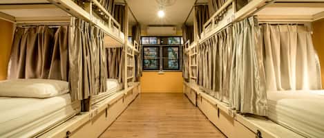 Bed in Mixed Dormitory | Free WiFi