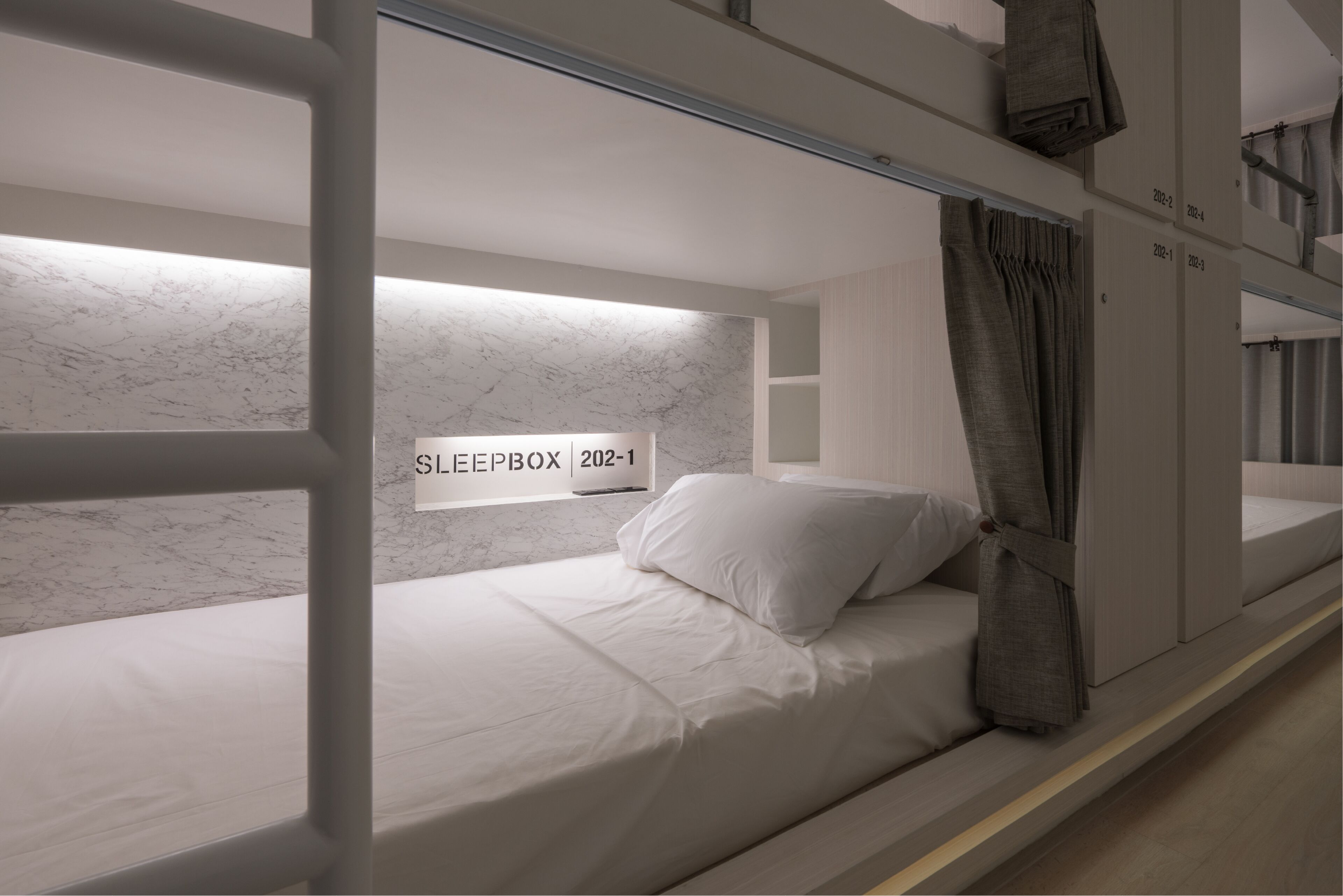 Foto - Sleep Box Hotel Sukhumvit 22