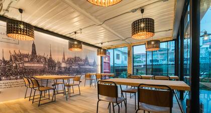 Sleep Box Sukhumvit 22 - Hostel