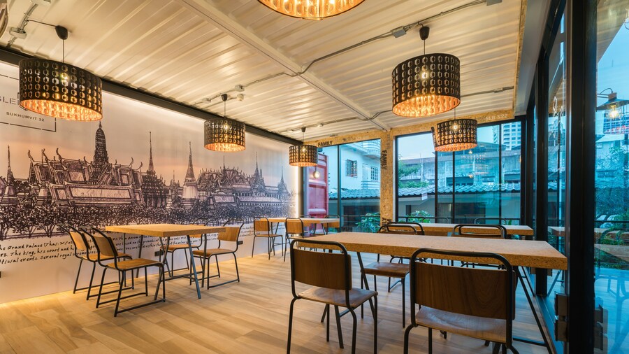 Sleep Box Sukhumvit 22