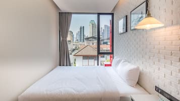 Double Room | Soundproofing, iron/ironing board, free WiFi, bed sheets