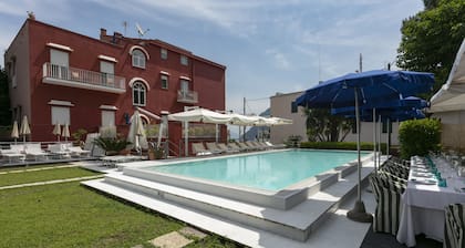 Hotel Palatium Mari