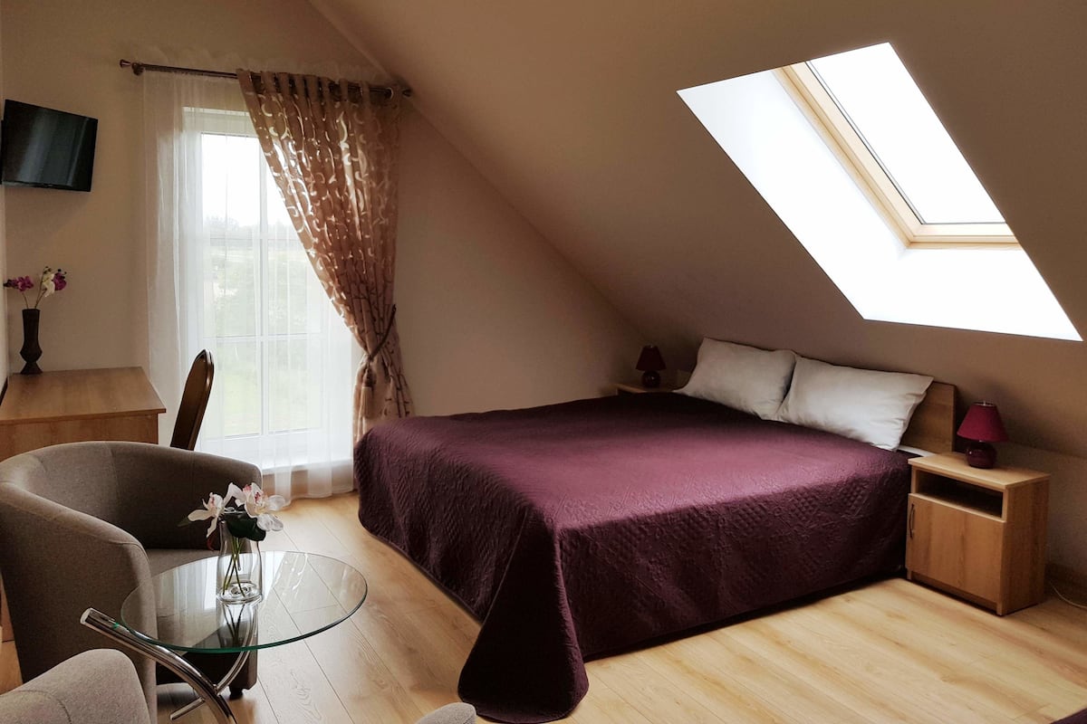 Standard-Vierbettzimmer, eigenes Bad, Gartenblick