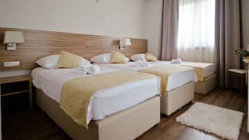 Standard Triple Room, City View | Frette Italian sheets, premium bedding, pillowtop beds, desk