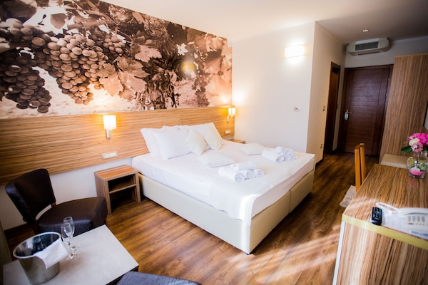 Draps italiens Frette, literie de qualité supérieure, surmatelas, bureau