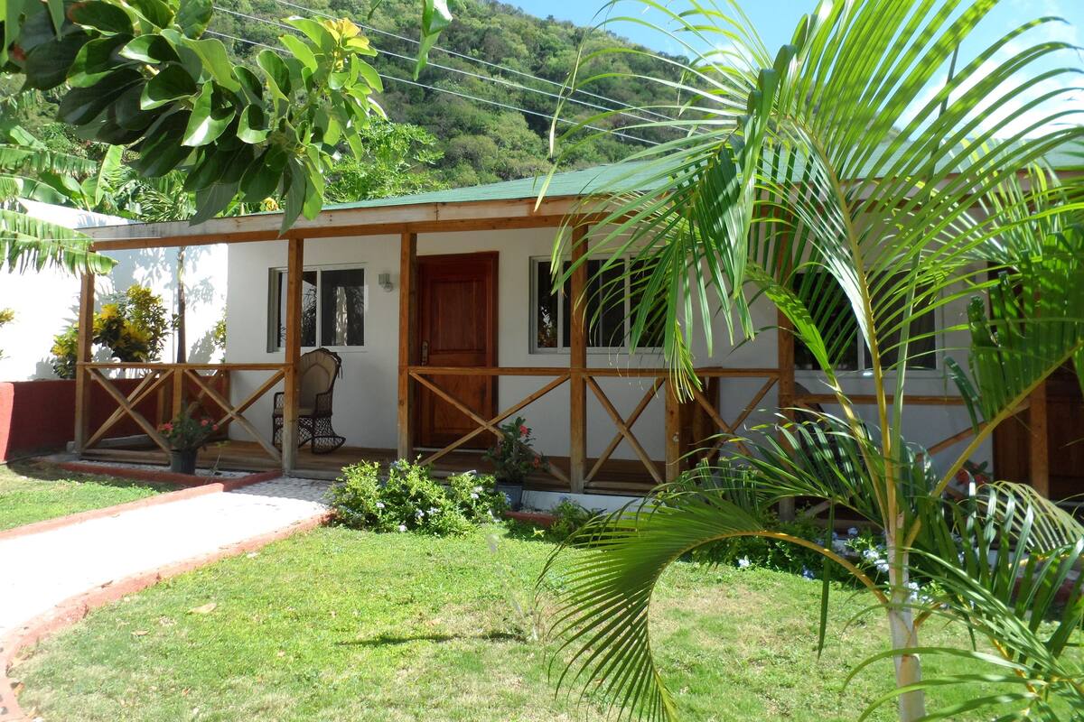 Mini Suite | Property grounds