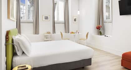 Lisbon Serviced Apartments - Ascensor da Bica