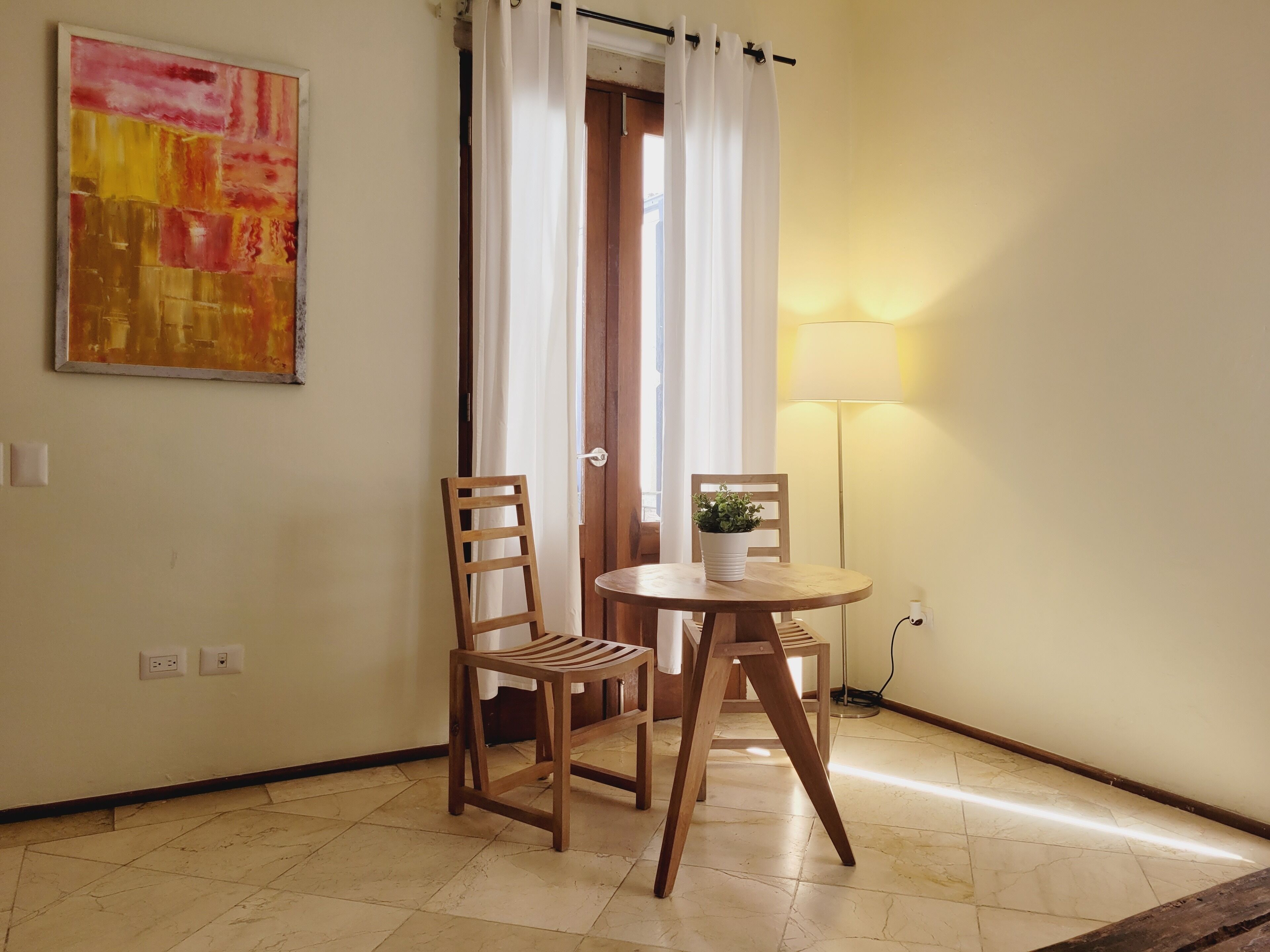 traditional room, 1 queen bed | living area | 32-inch led tv with cable channels, tv