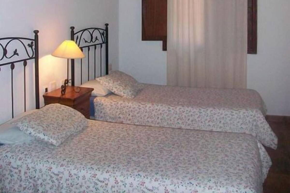 Villa, 2 camere da letto, balcone, vista mare | Tende oscuranti, ferro/asse da stiro