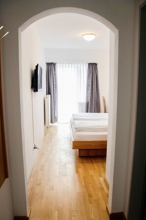 Double Room, Non Smoking