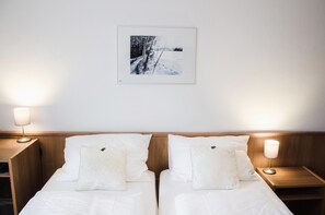 ダブルルーム 禁煙 | 1 室のベッドルーム、高級寝具、デスク、防音設備