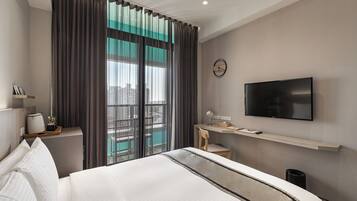 Standard Double Room | Free minibar, in-room safe, blackout curtains, free WiFi