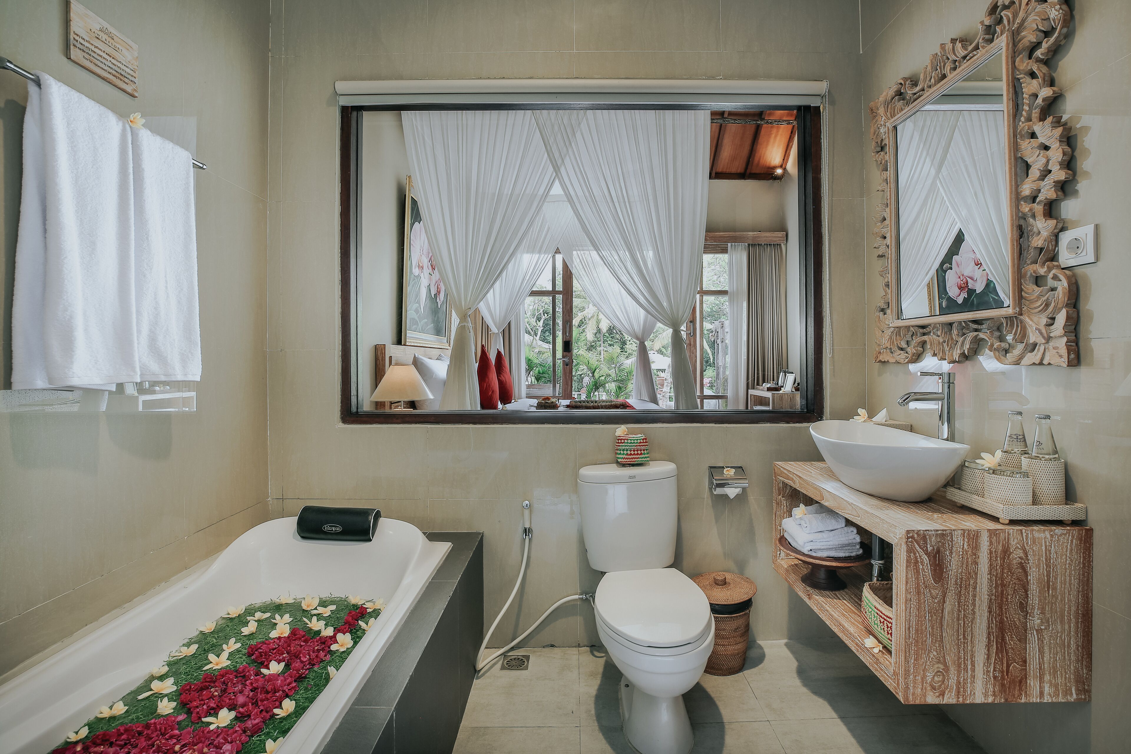 suite, pool access (with daily afternoon tea) | bathroom | separate bathtub and shower, rainfall showerhead, free toiletries