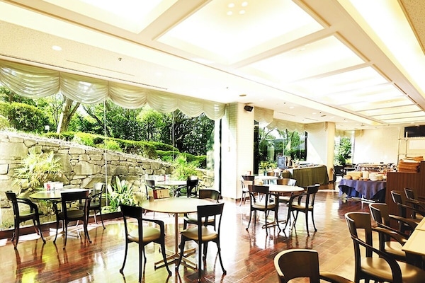 Desayuno inglés diario (JPY 1000 por persona)