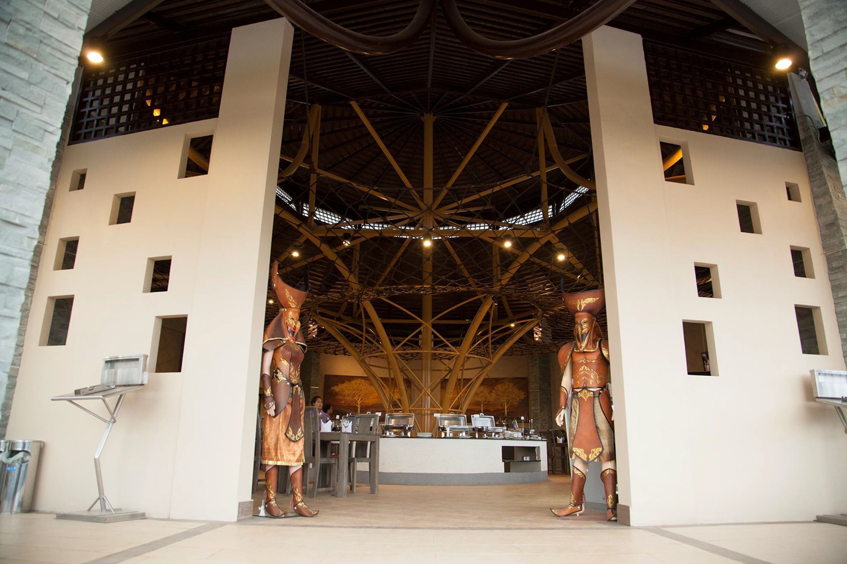 breakfast, lunch, dinner served; thai cuisine