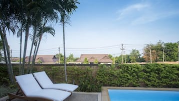 Premium Pool Villa | Bathroom | Separate tub and shower, rainfall showerhead, free toiletries