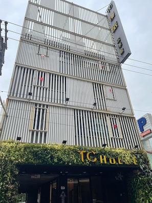 Fachada da propriedade