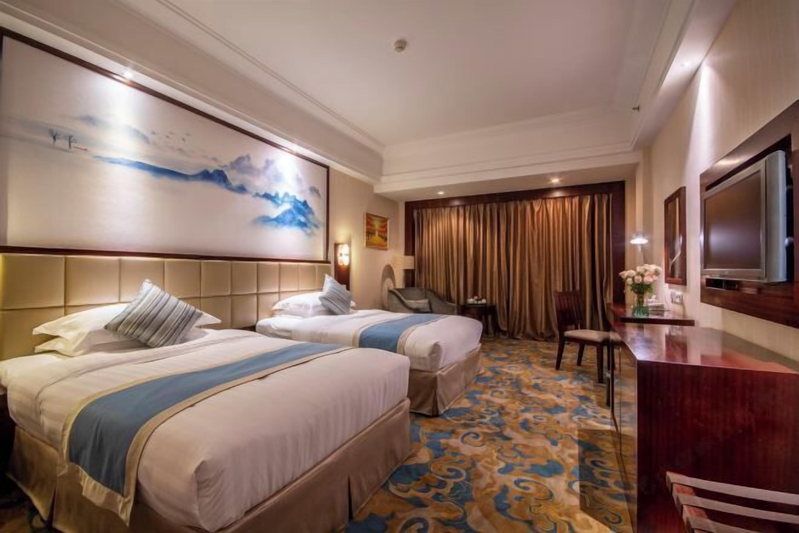 Cribs/infant beds, wheelchair access