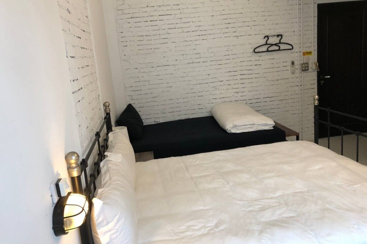 Triple Room, Terrace | Premium bedding, free WiFi, bed sheets