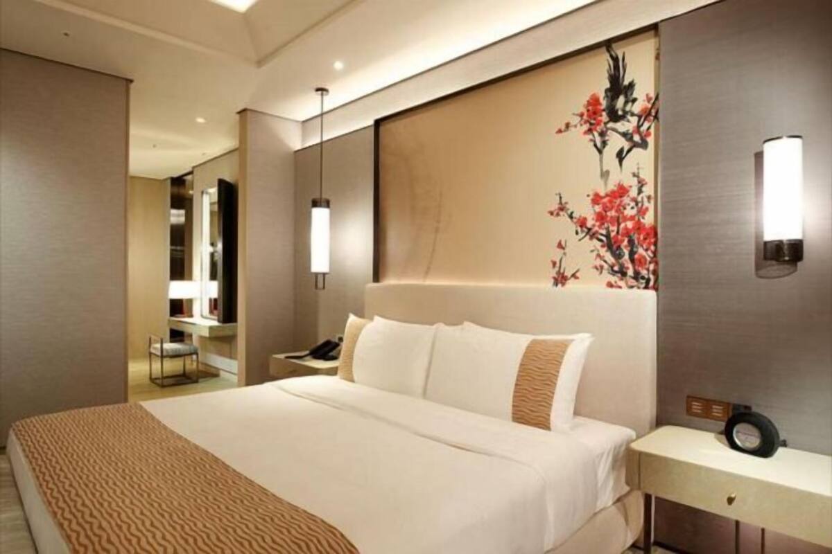 이집트산 면 시트, 고급 침구, 오리/거위털 이불, 메모리폼 침대