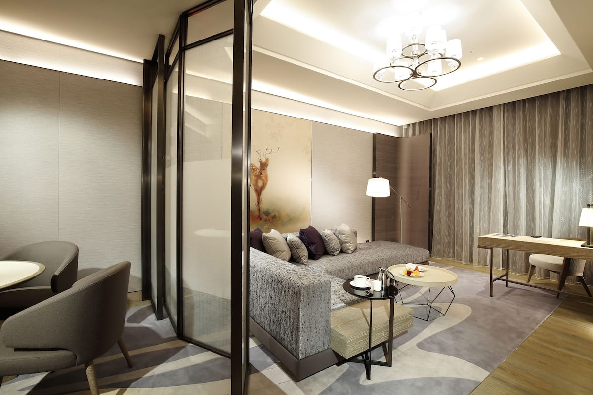 royal suite | view from room