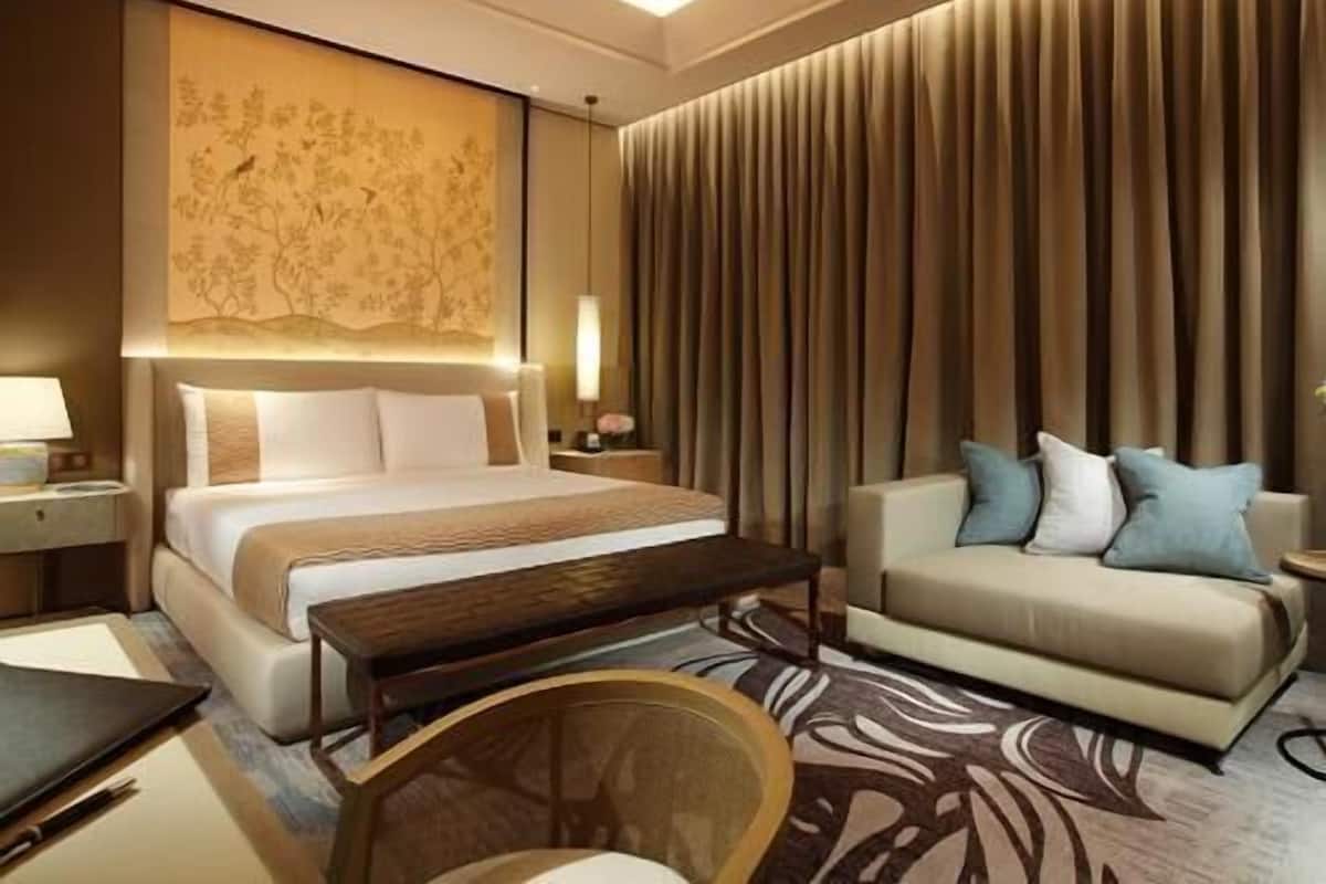 Egyptian cotton sheets, premium bedding, down duvets, memory-foam beds