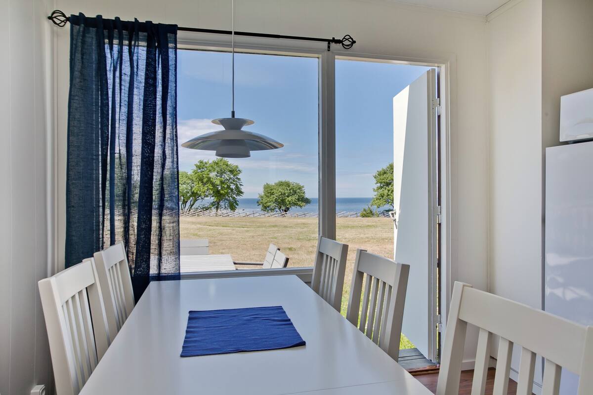 4 bedrooms, free WiFi, bed sheets