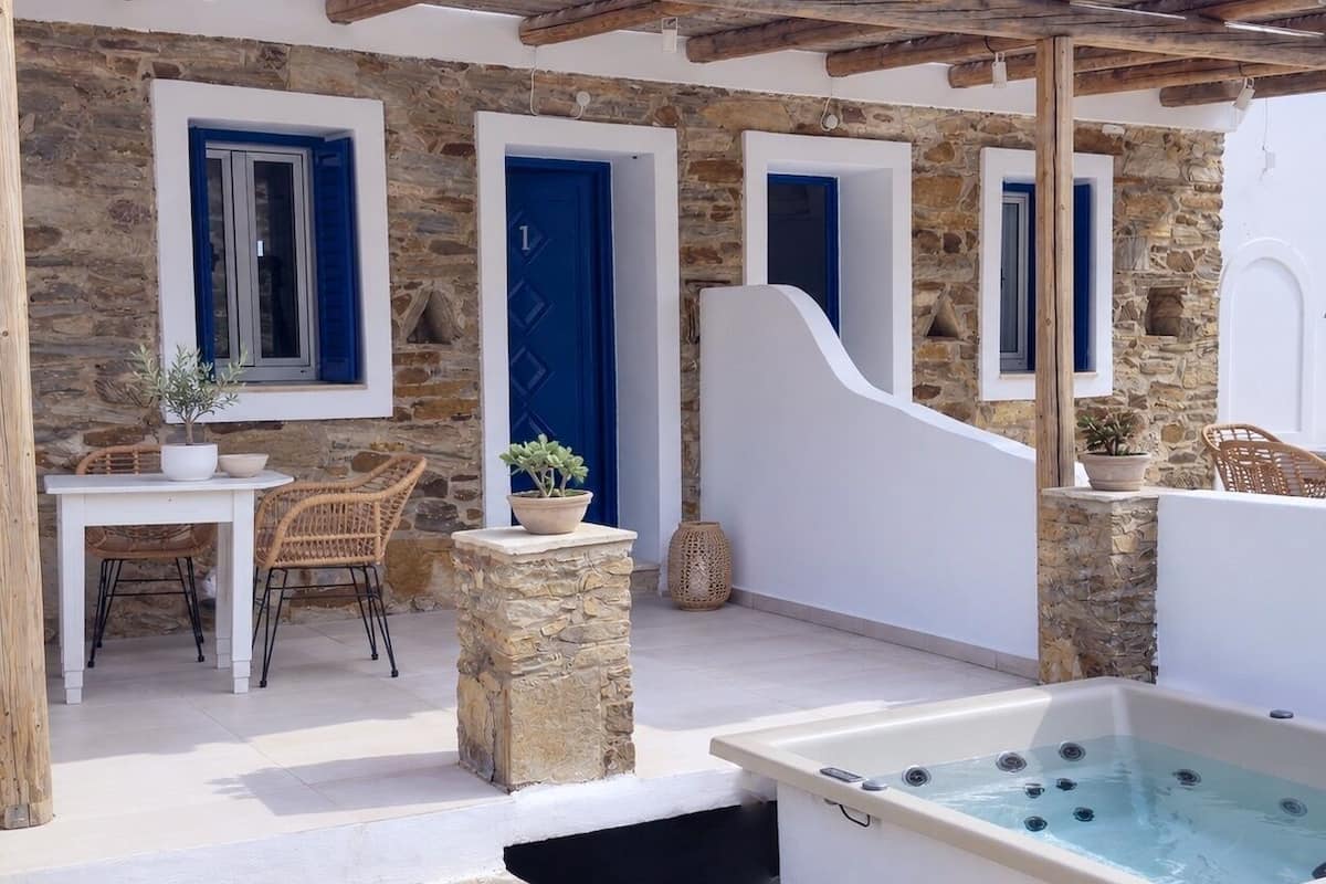 Apartment with Hot Tub | 1 bedroom, free WiFi, bed sheets