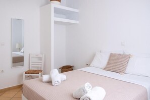 Apartment with Hot Tub | 1 bedroom, free WiFi, bed sheets - Aloni Ios (Ios)