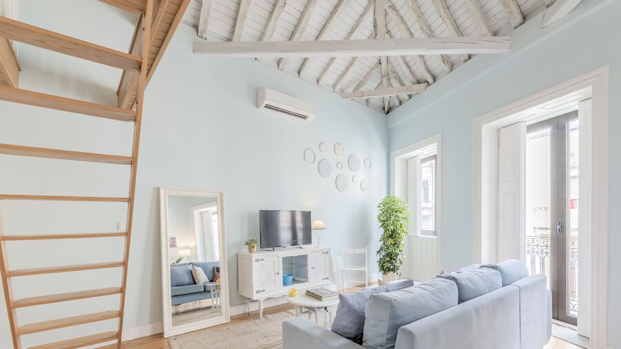 Look At Me - Serviced Lofts & Studios