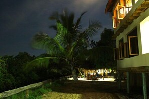 Exterior - Bemugi's (Machangulo)