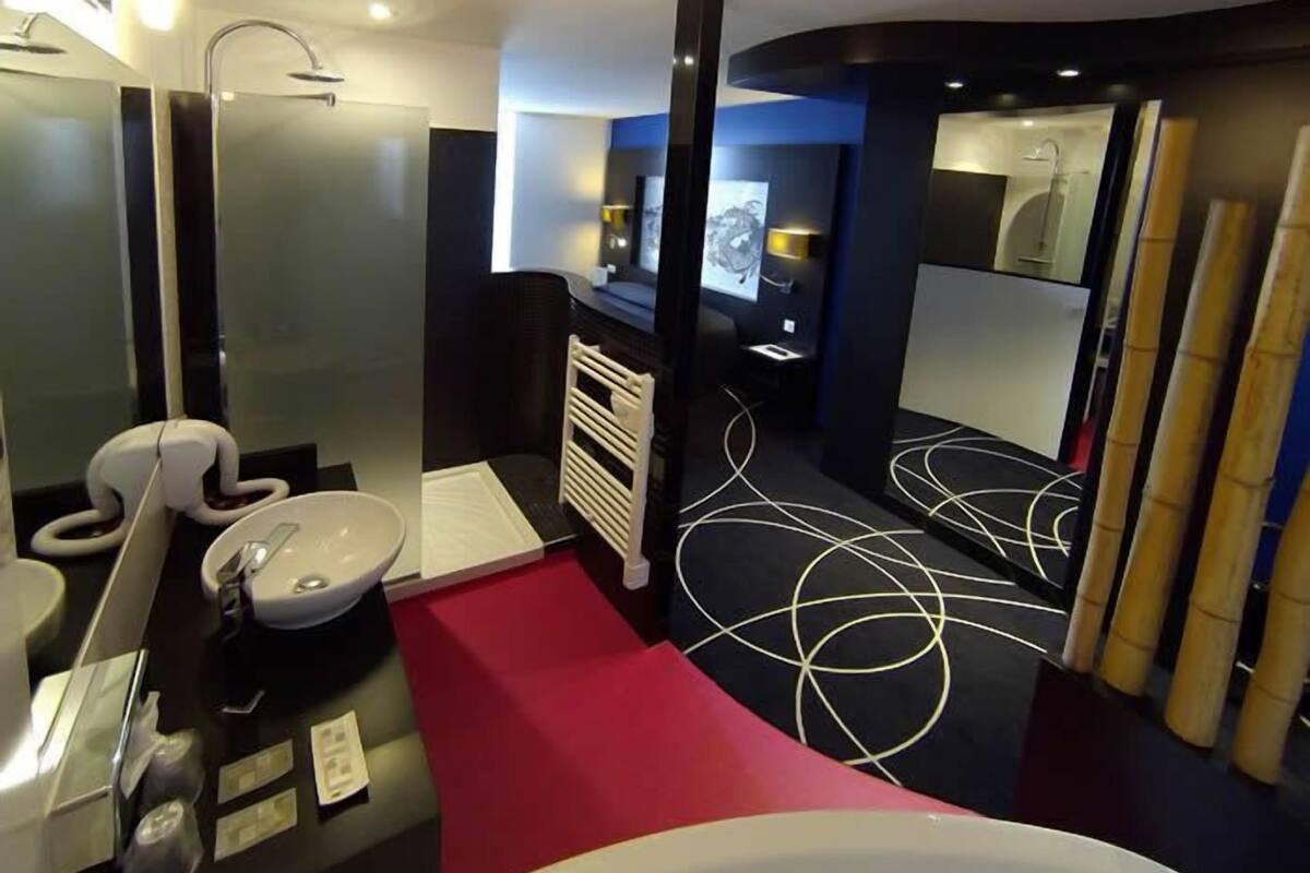 superior double room (stylia) | bathroom | free toiletries, hair dryer, towels