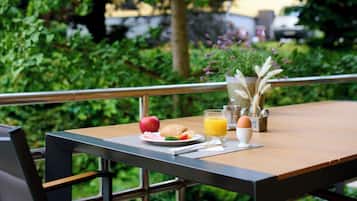 Tägliches Frühstücksbuffet gegen Gebühr