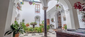 Apartasuites Alberca Deluxe