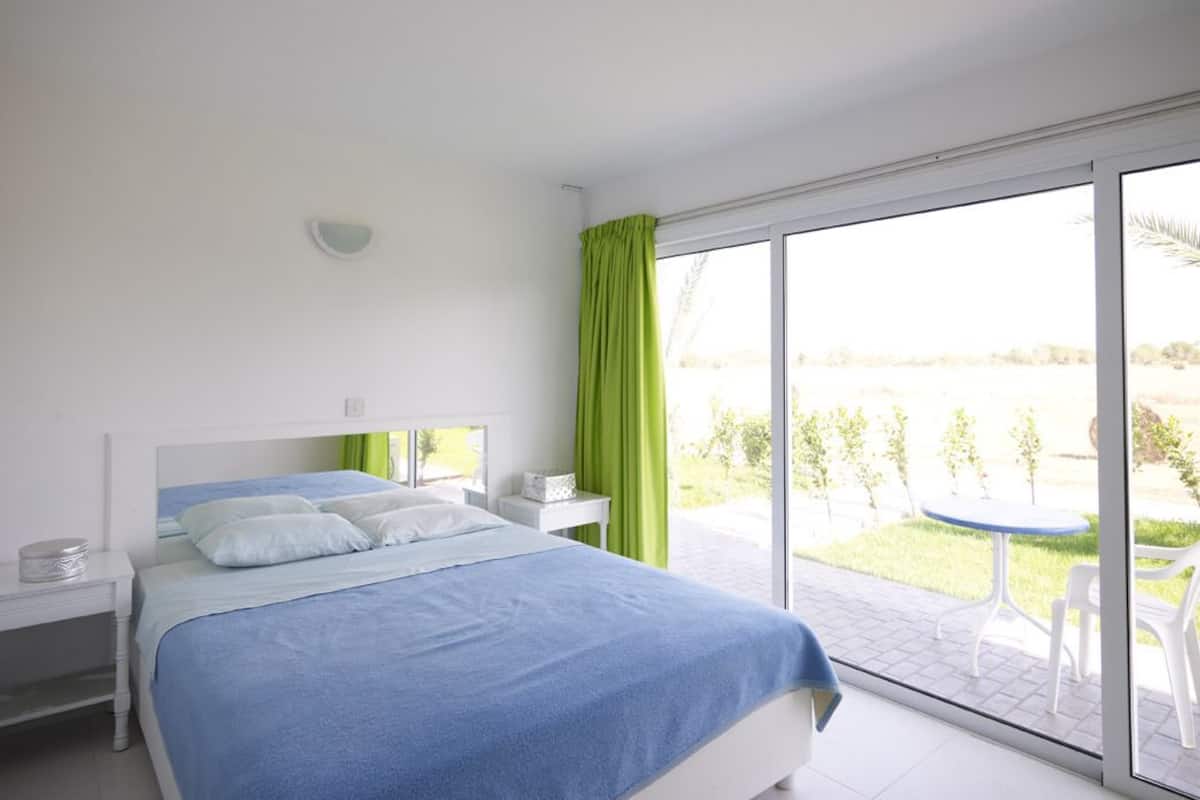 Gratis babybedden, gratis wifi